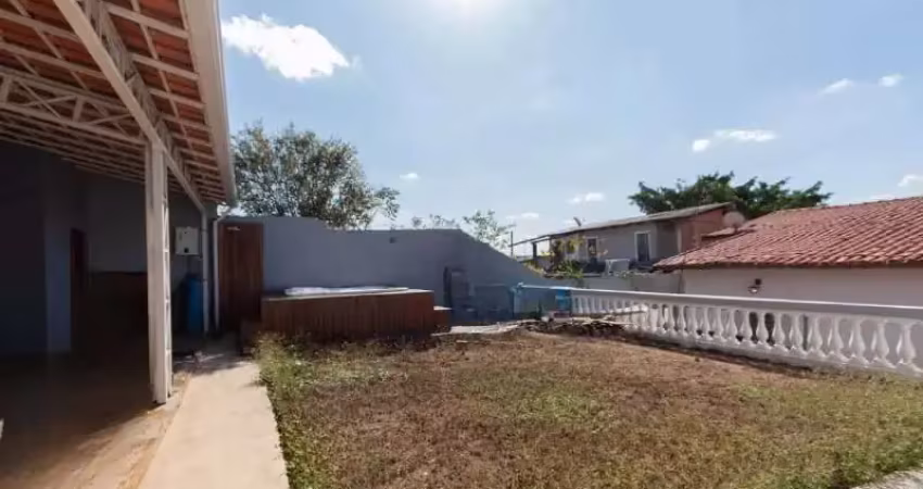 Casa com 3 quartos para alugar no Jardim Zulmira, Sorocaba 