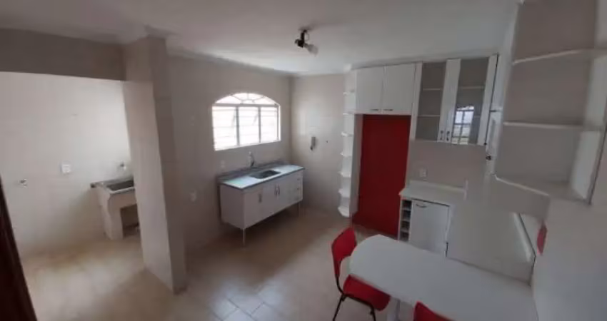 Apartamento à venda no Edifício Lisboa, em Sorocaba-SP.