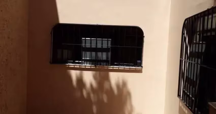 Sobrado impecável  4 dorms  3 vagas 130m² - b. santa maria - scs