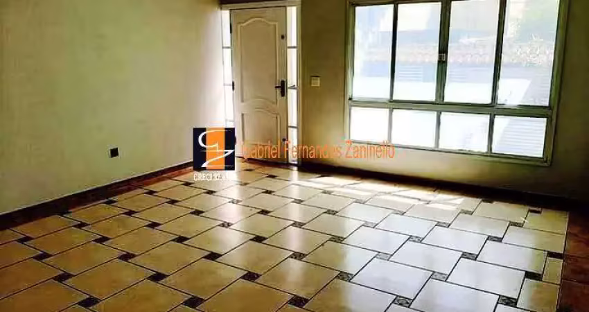 Casa com 3 quartos à venda na Rua Castro Alves, Cerâmica, São Caetano do Sul