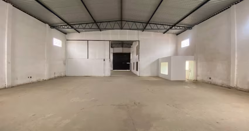 Alugo Galpão com 800m2 no Jurema