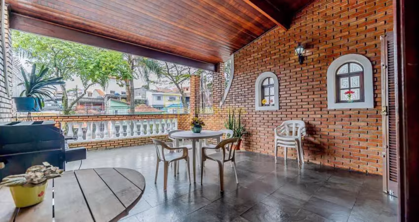 Casa para Venda em Osasco, Cipava, 5 dormitórios, 2 suítes, 3 banheiros, 2 vagas