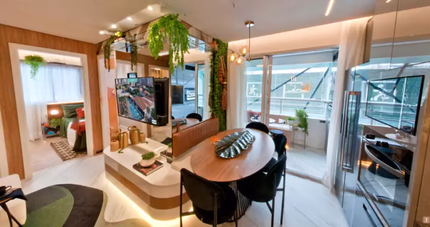 Grande oportunidade, lindo apartamento, ao lado do Metrô, com vaga e preço baixo.