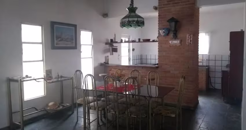 Lindo Sobrado - Martim de Sá - Caraguatatuba - R$1.400.000,00