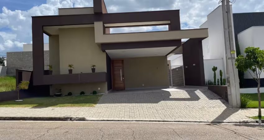 Alugo / vendo – casa mobiliada em condomínio fechado