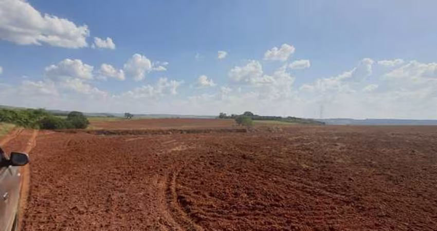 Fazenda para venda na região de Porto Ferreira-SP, com 90 alqueires sendo 58 alqueires em cana arrendada, aproveitamento 76%, boa de agua e benfeitori