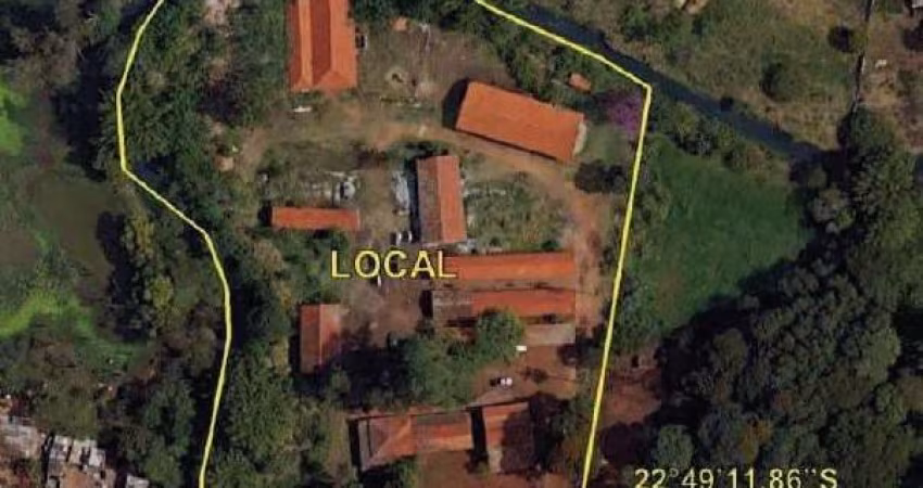 Oportunidade. Sitio para venda em Paulinia-SP, no Nova Veneza com 14.103 m2 e mais de 2.200 m2 de area construida com varias construcoes
