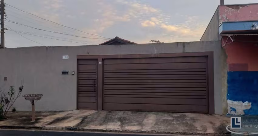 Casa mais salao comercial para venda no Alexandre Balbo, de esquina acesso para 2 ruas,2 dormitorios, area construida 132 m2 em um terreno de 253 m2