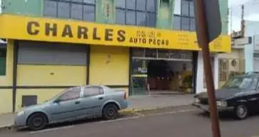 Oportunidade. salão / loja comercial para venda em ibitinga-sp no centro, rua cel. geretto, area construida 645 m2 em um terreno de 543 m2