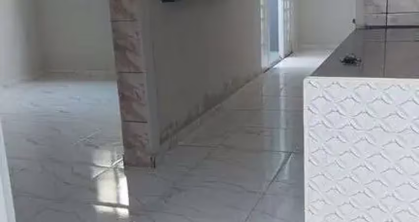 Ótima casa mais salao comercial para venda no marincek, 3 dormitorios sendo 1 suite, 163 m2 construidos em um terreno de 200 m2