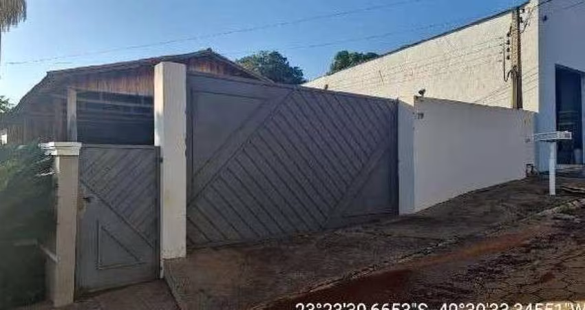 Oportunidade. Galpão para venda em Fartura-SP na Vila Nova, area construida 301 m2 em um terreno de 484 m2