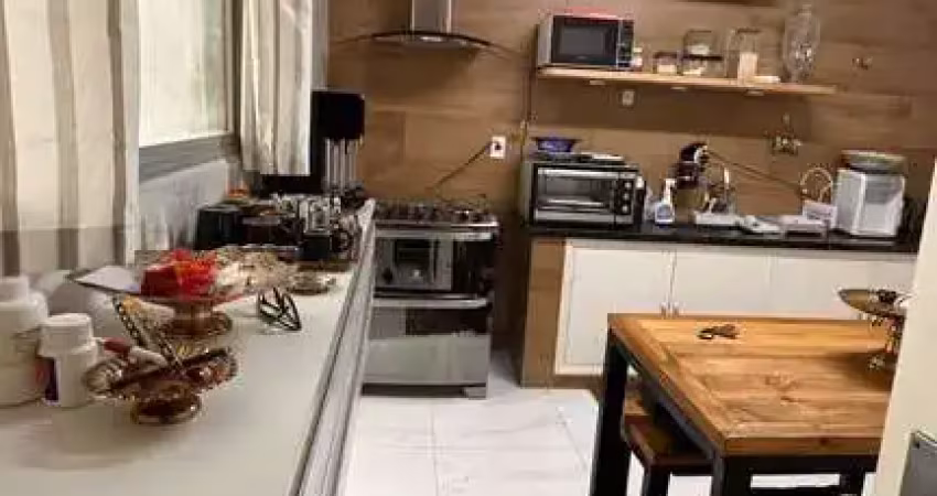 Lindo apartamento reformado para venda no centro / higienopolis , ed. araguaia, ótima localização, 3 dormitorios sendo 1 suite em 140 m2 de area priva