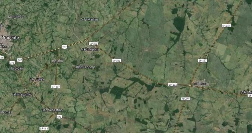 Fazenda dupla aptidão para venda na região de Presidente Prudente-SP com 65 alqueires, planta 59 alqueires, hoje na soja, benfeitorias, rica em agua
