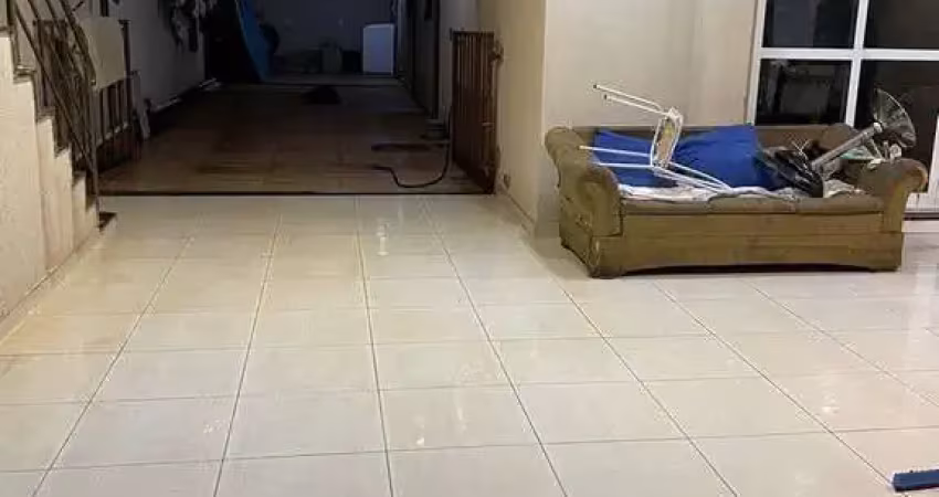 Ótimo sobrado para venda na zona leste no jd. porto seguro, 3 dormitorios sendo 1 suite, varanda gourmet, completo em 172 m2 construidos