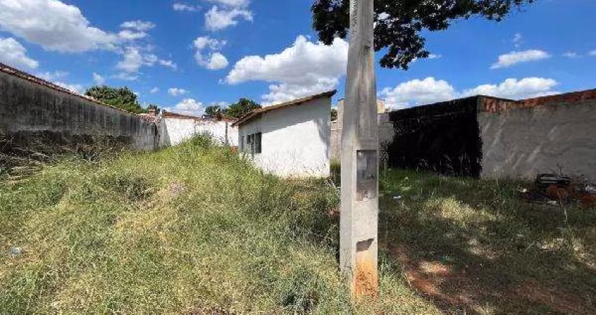 Oportunidade. Casa para para venda em Bauru-SP no Parque Jaragua, 1 dormitorio, 24 m2 construidos em um terreno de 125 m2