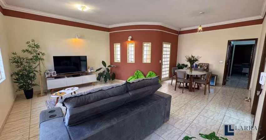 Linda casa para venda no Palmares, ótimo acabamento, 3 dormitorios sendo 1 suite, gourmet e piscina em 300 m2 total