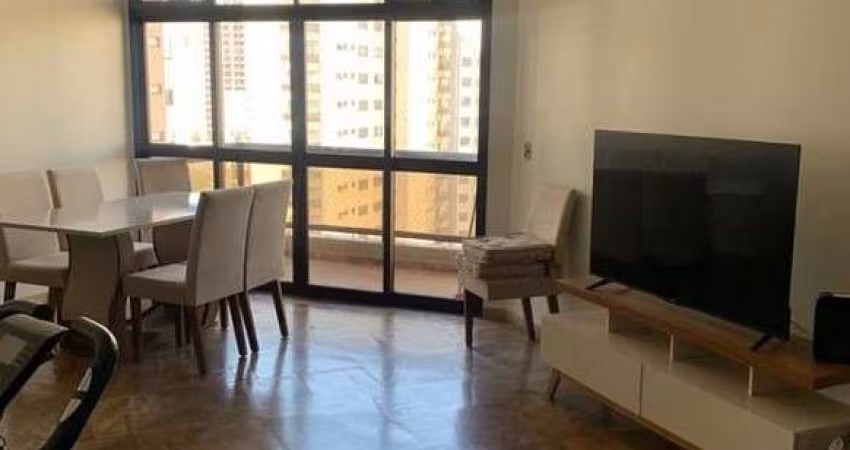 Amplo apartamento para venda no Centro, Ed San Marino, 3 dormitorios com 1 suite, varanda, completo armários, 133 m2 privativos