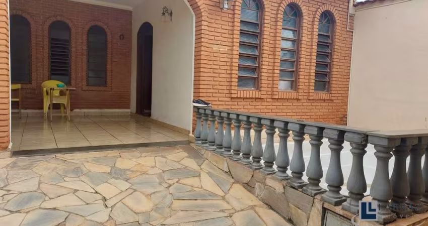 Oportunidade. Sobrado para venda no Jd Paulistano, 3 suites, varanda gourmet e piscina, 208 m2 construidos em um terreno de 250 m2