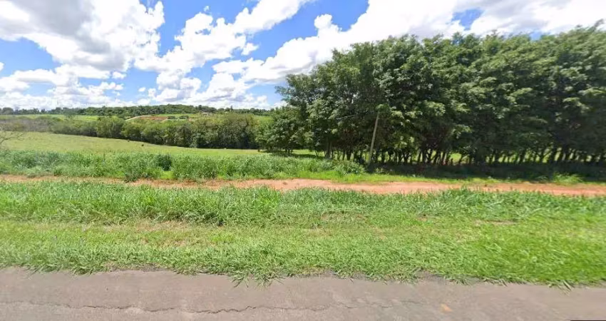 Area comercial para venda em alpinopolis-mg com 25.700 m2 e mais de 150 m de frente para rodovia mg050