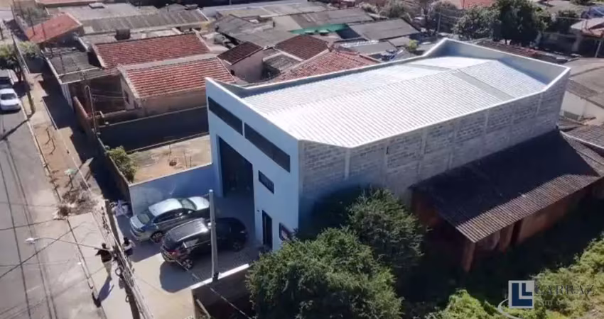 Ótimo galpão para venda ou locação na vila abranches, completo, ótima localização facil acesso para rodovia anhanguera, área útil 200 m²