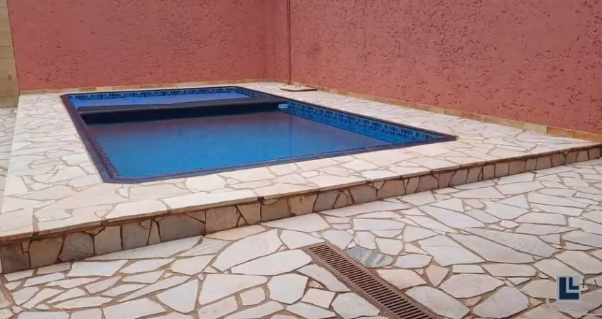 Casa para venda na lagoinha, 3 dormitorios sendo 1 suite, varanda gourmet e piscinam 220 m2 construidos em um terreno de 420 m2