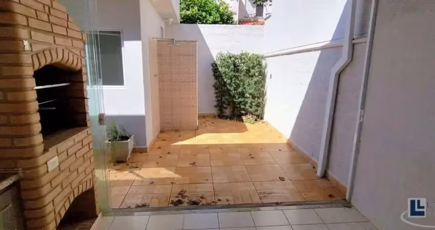 Sobrado para locação na vila do golf condominio praças do sul, 3 dormitorios sendo 1 suite, varanda gourmet em 150 m2 de area total, portaria 24h e la
