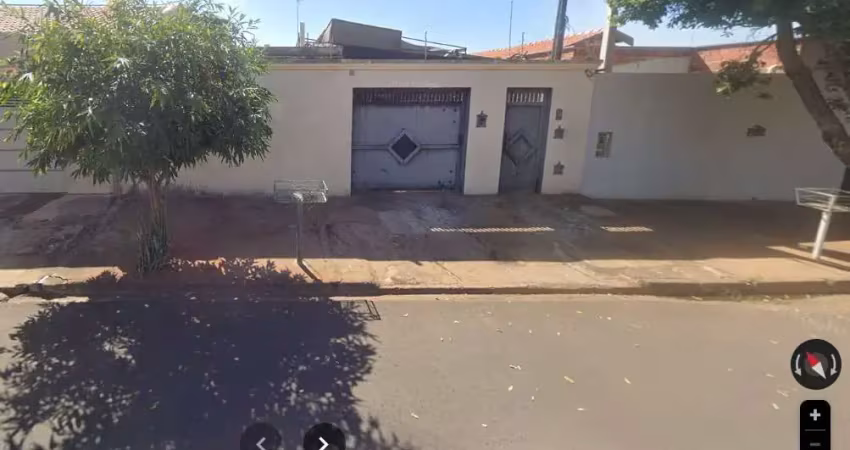 Oportunidade. casa para venda em araçatuba-sp no jardim universo,2 dormitorios, 3wc  area construida 143 m2 em um terreno de 250 m2 (* somente a vista