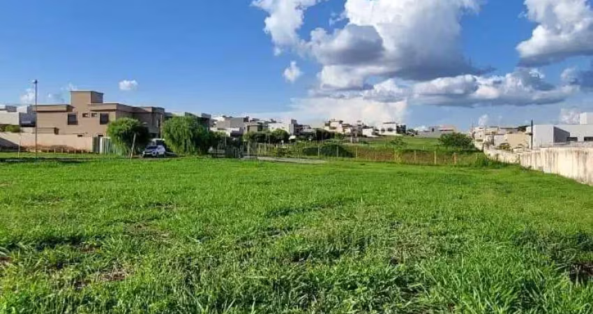 Excelente lote para venda na vila do golf cond terras de florença, lote diferenciado com 800 m2, plano, sem vizinho, sem pedra area de lazer completa