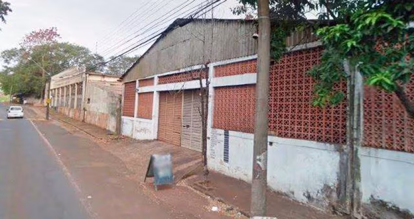 Excelente galpão para venda na Av. Bandeirantes, saída para Sertaozinho, com 5.700 m2 de area total, frente 105 m