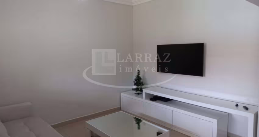 Ótima casa para venda no Parque dos Flamboyans, 3 dormitorios sendo 2 suites, amplo quintal em uma area total de 336 m2