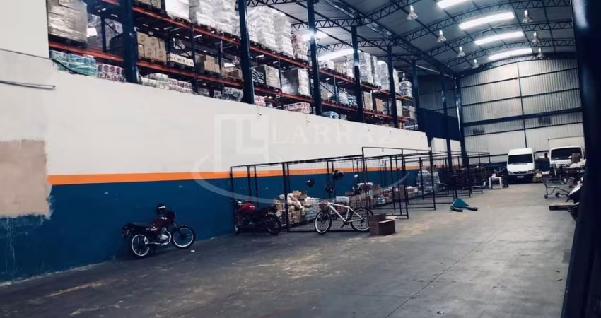 Excelente galpão para venda em São Joaquim da Barra-SP, com 3.000 m2 de area total e 2.500 m2 de area construída