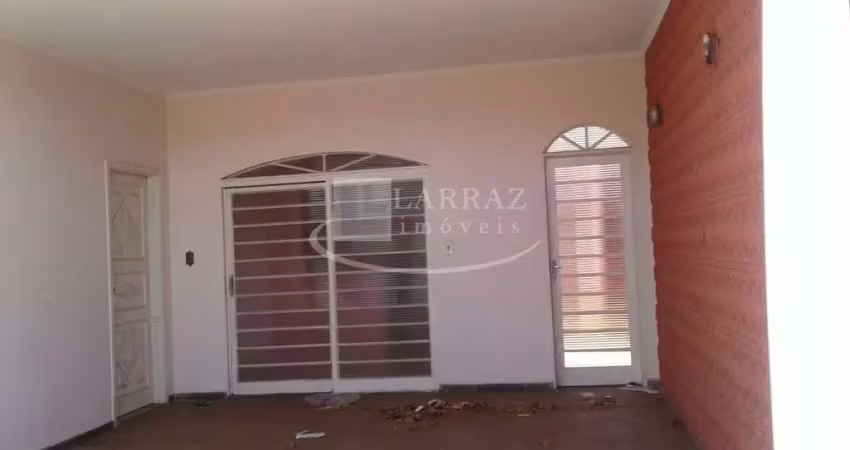 Casa para venda nos Campos Eliseos, 3 dormitorios sendo 1 suite, varanda com piscina em 250 m2 de area total