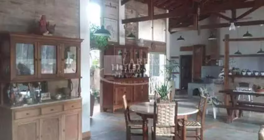 Linda chácara para venda em batatais no caiapos, são 5000 m2, area de lazer, 2 casas em mais de 700 m2 de area construída