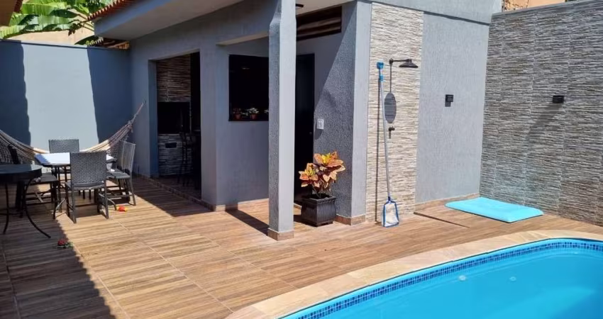 Casa para venda no Jardim Paulistano em ótima localização, 3 dormitorios sendo 1 suite, 4 banheiros, quintal com edícula em 300 m2 de area total