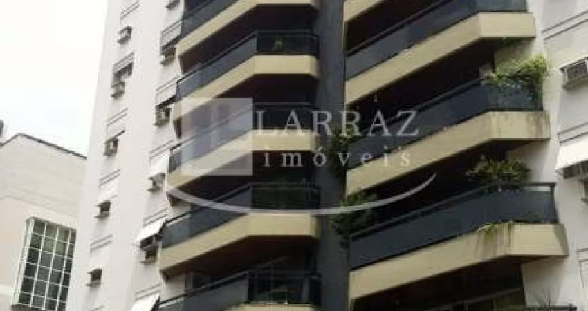 Excelente apartamento mobiliado para locacao ou venda no Centro, em frente ao Shopp Santa Ursula, 3 dormitorios 1 suite, 170 m2, portaria 24h e lazer
