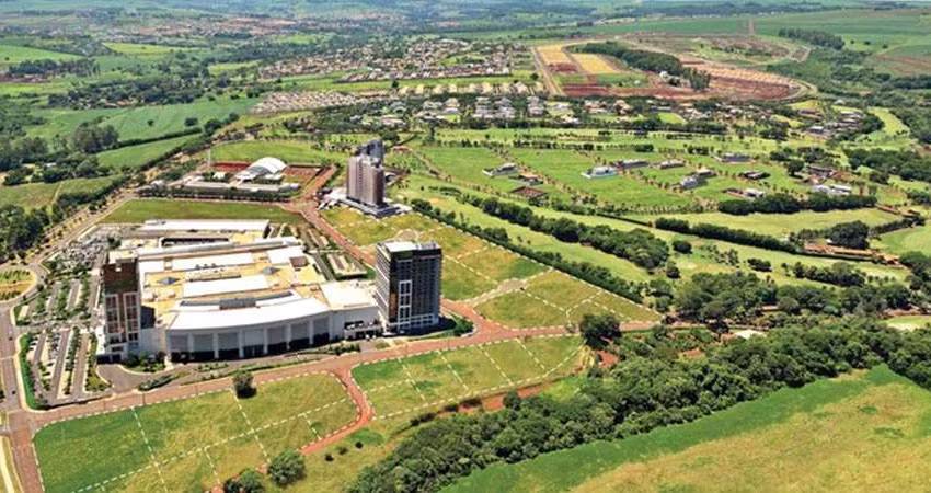 Area para incorporação a venda no charmoso Vila do Golfe ao lado do Shopping Iguatemi, Area total 1.519 m2, estuda parceria na incorporação
