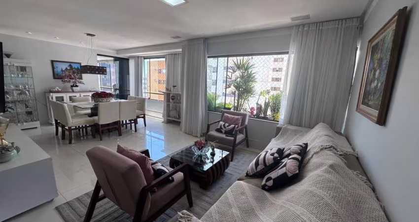 Apartamento para Venda em Salvador, Pituba, 4 dormitórios, 1 suíte, 3 banheiros, 2 vagas