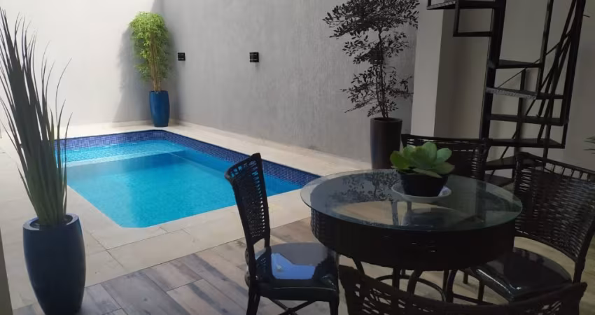 Casa ampla e moderna na Bica da Glória