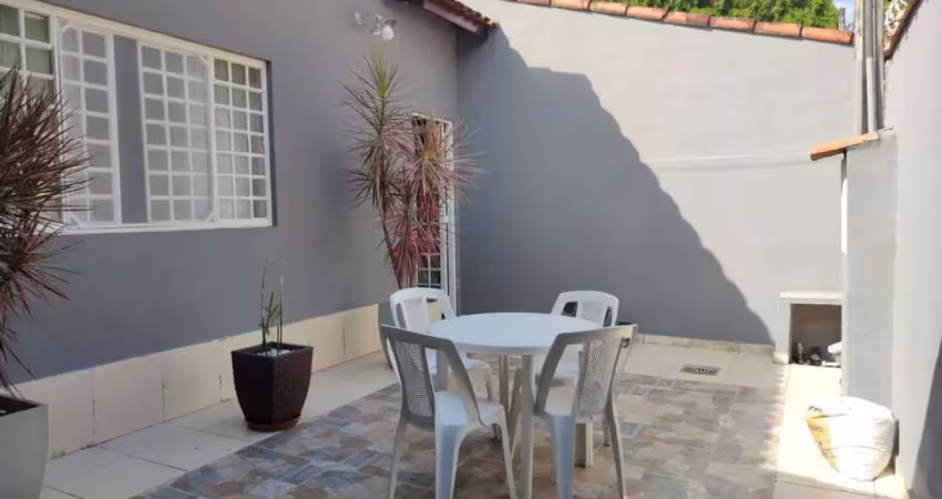 Casa com 2 quartos à venda na Vila Roma, Roseira 