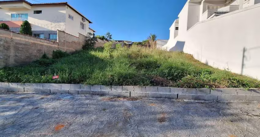 Terreno 560 m2 no portal das colinas em guaratinguetá sp.