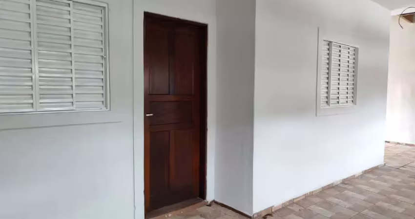 Casa com 2 dormitórios em aparecida sp, terreno 250m2.