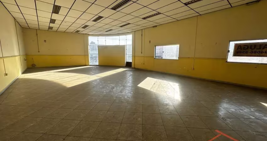 Sala comercial para alugar na Rua Treze de Maio, Vila Galvão, Guarulhos