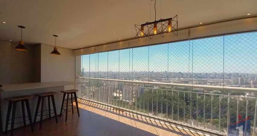 Venda de Cobertura no Cambuci - 193m², 3 Dorms, R$1.9M