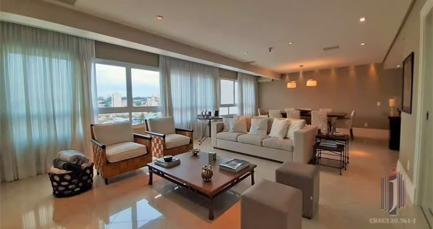 Casa no Jardim da Glória, São Paulo - 378m², 4 suítes e 8vagas por R$2,85M