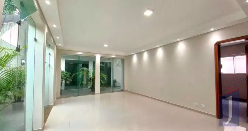 Casa no Jardim da Glória com 271m², 4 dormitórios e 6 vagas por R$ 2.250.000 - Confira!