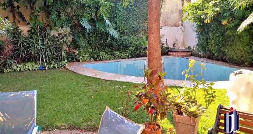 Casa à venda em jardim da glória - 4 dormitórios e 6 banheiros