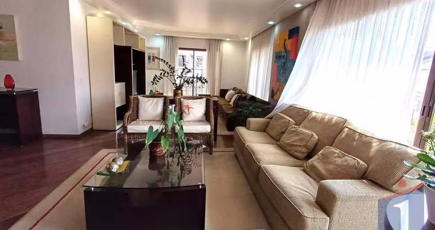 Apartamento 213m² na Vila Mariana - 3 Suítes por R$ 1,35M