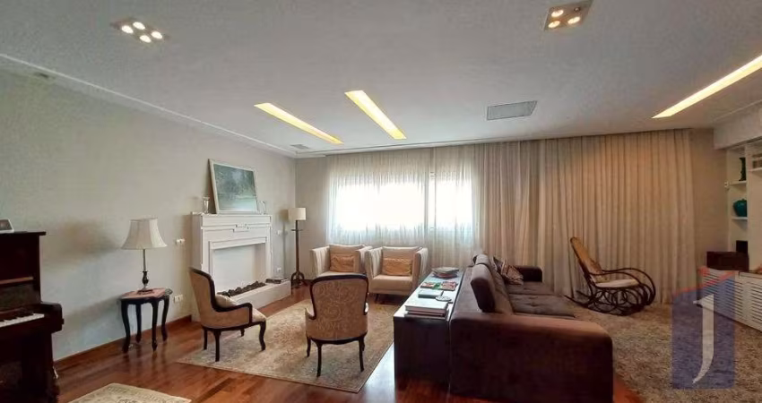 Casa de luxo em Jardim da Gloria, São Paulo: 319m², 3 suítes e 4 vagas por R$ 3.290.000