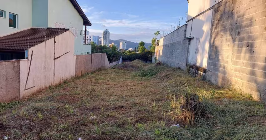 Terreno para Venda em Mogi das Cruzes, Vila Oliveira