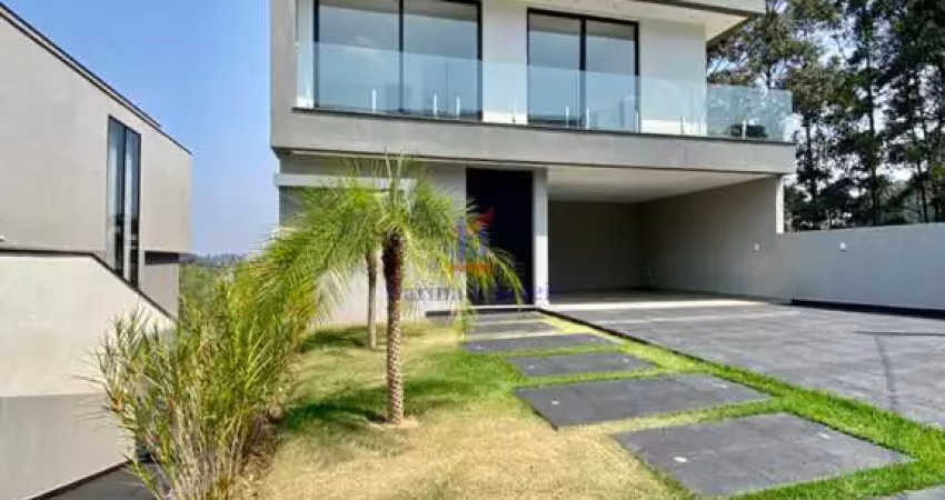 Casa sobrado 4 suítes à venda em arujá - jardim fazenda rincão